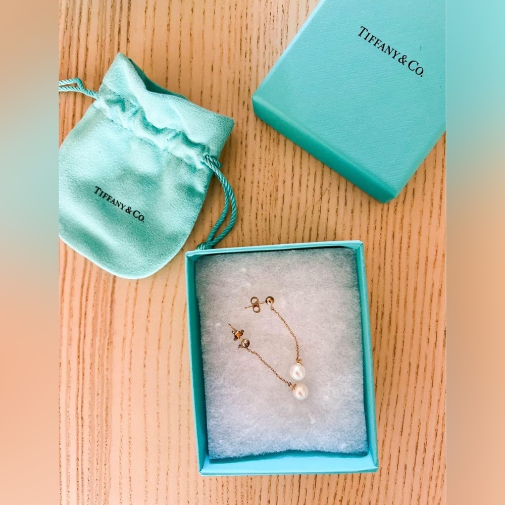 Tiffany & Co pearl earrings